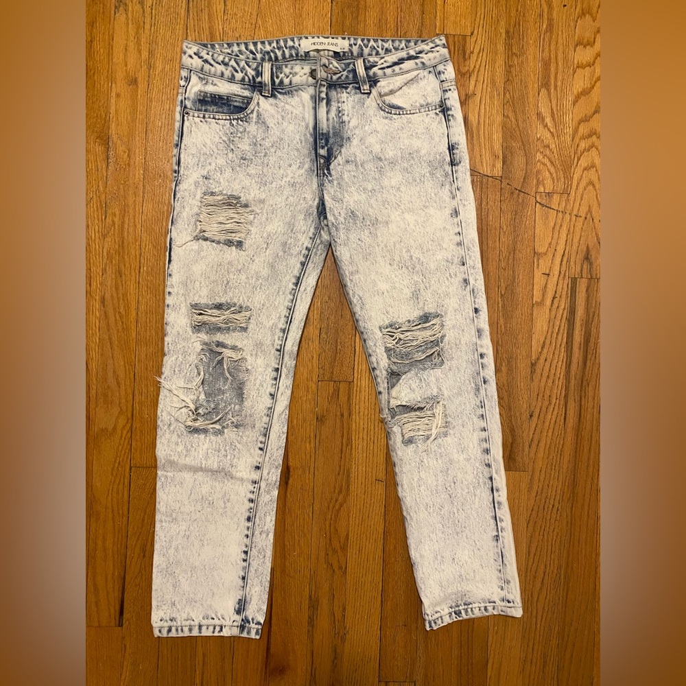Hidden Jeans distressed boyfriend jeans, size 27